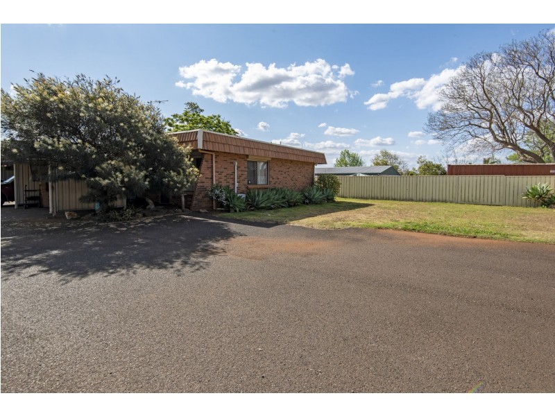 8/12 Ellis Street, Wilsonton QLD 4350