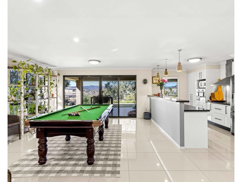 39 Gowrie-Birnam Road, Gowrie Junction QLD 4352