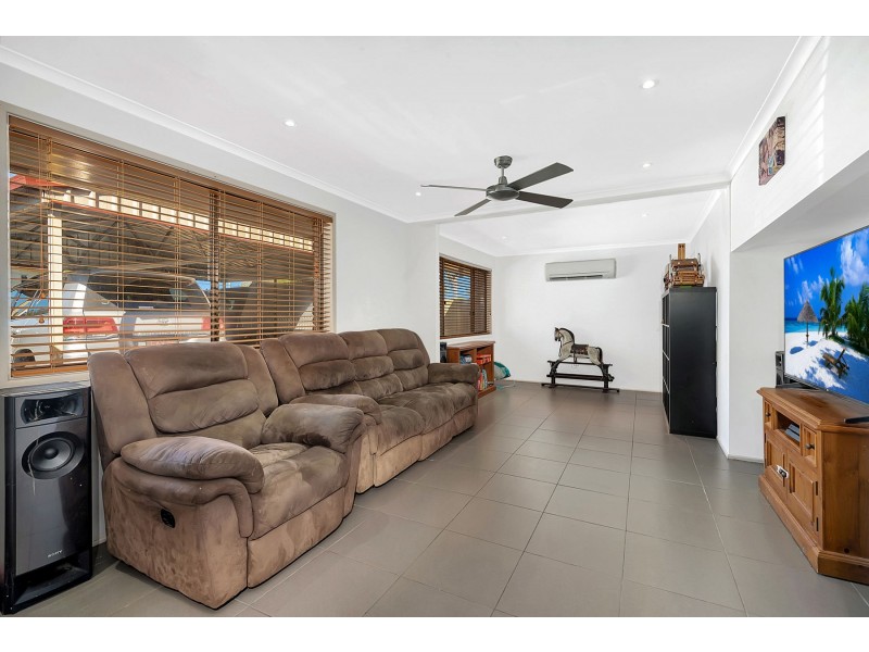 26 Main Street, Meringandan QLD 4352