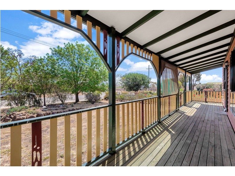 9 John Street, Cambooya QLD 4358