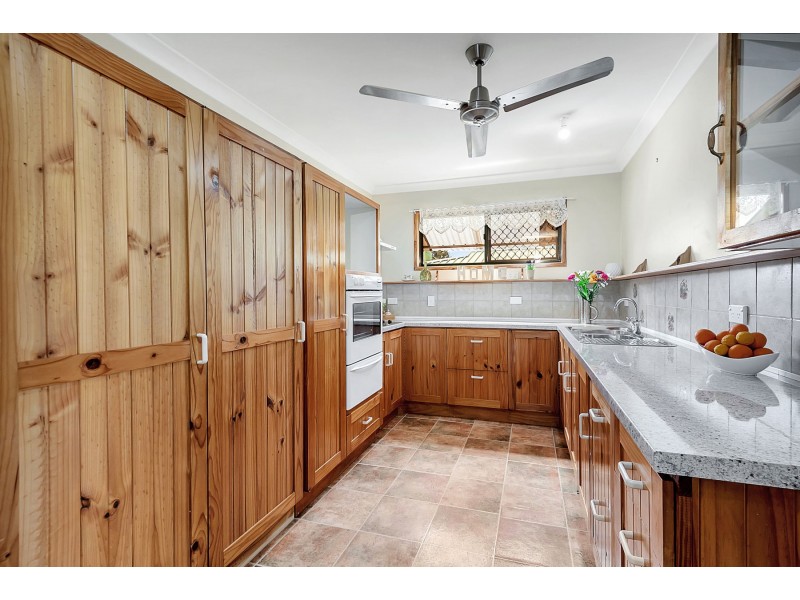 9 John Street, Cambooya QLD 4358