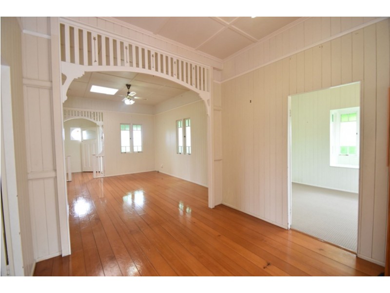 85a Bridge Street, Mount Lofty QLD 4350