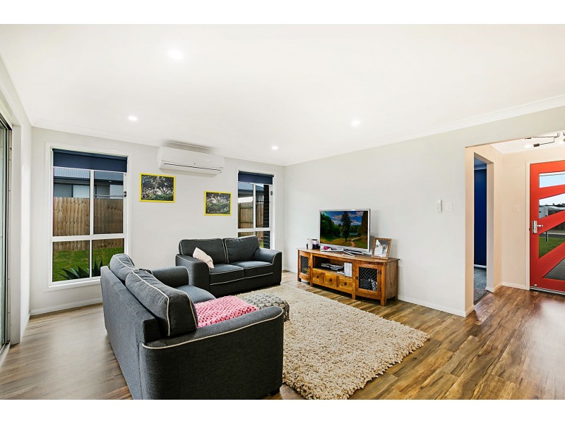10 Magpie Drive, Cambooya QLD 4358