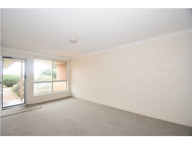 2/548 Greenwattle Street, Newtown QLD 4350