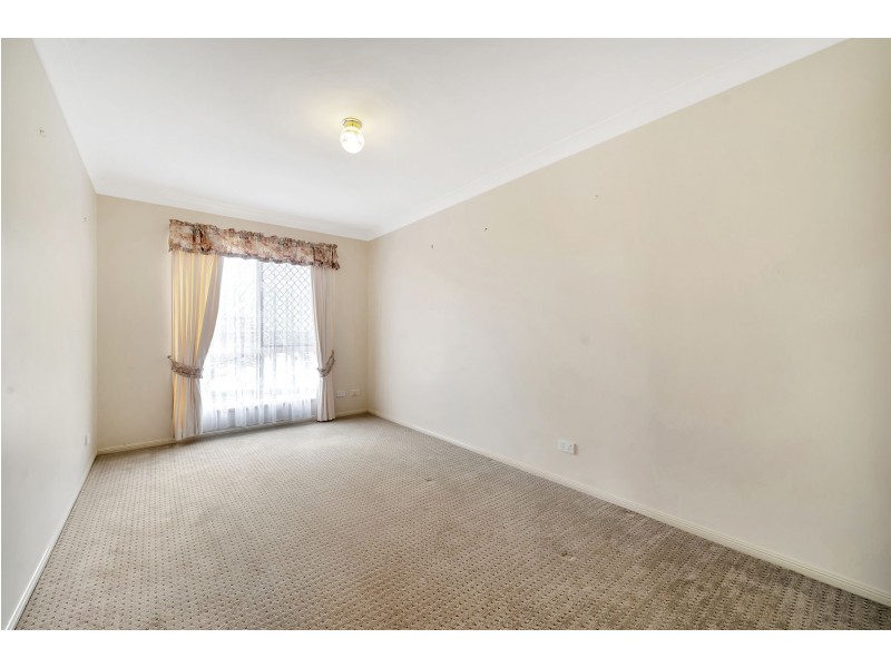 1 Mirage Court, Wilsonton QLD 4350