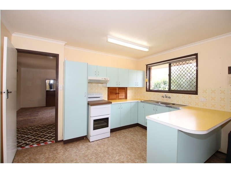 376 Hume Street, Centenary Heights QLD 4350