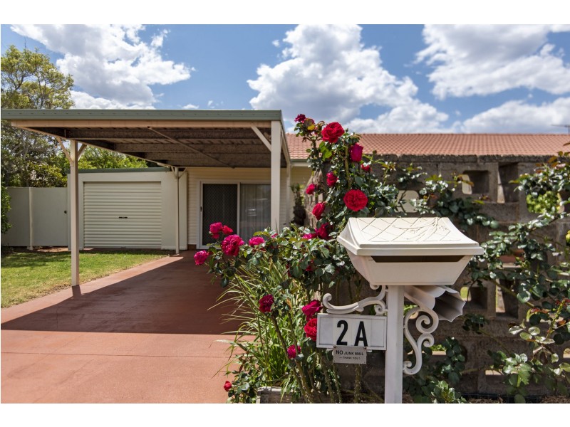 2A Harms Street, Harristown QLD 4350