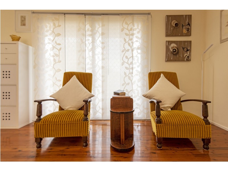 2A Harms Street, Harristown QLD 4350