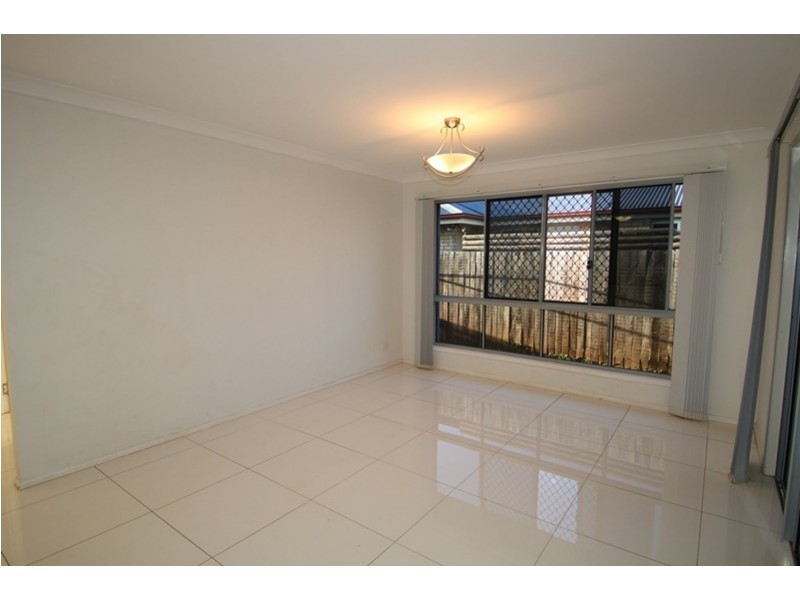 6 Tiley Street, Kearneys Spring QLD 4350