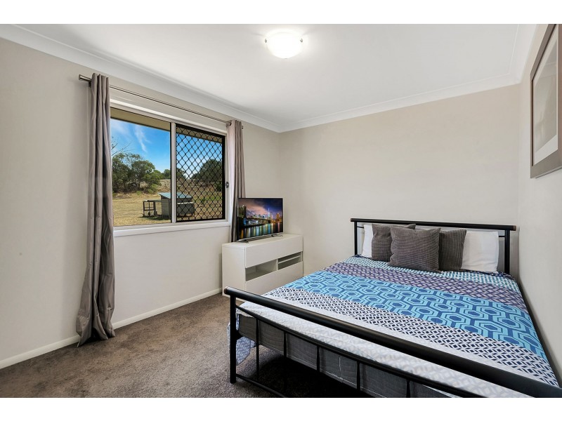 7 Sunshine Way, Kingsthorpe QLD 4400