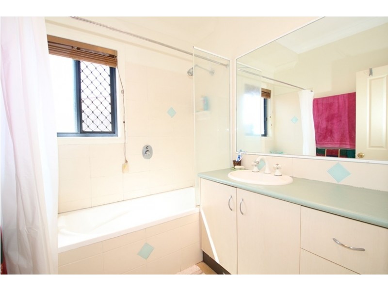 1/18 Cortess Street, Kearneys Spring QLD 4350