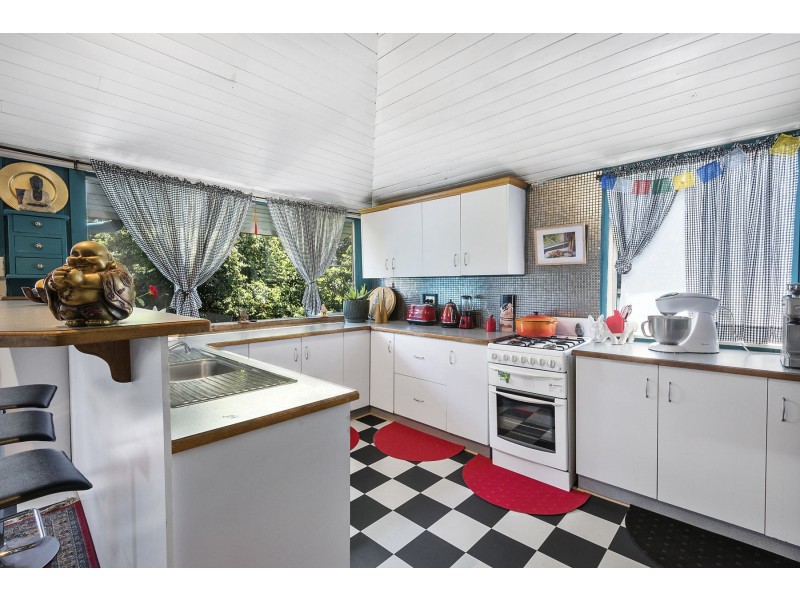 123 Mocatta Street, Goombungee QLD 4354