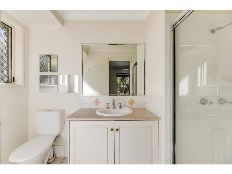 23 Paddington Court, Middle Ridge QLD 4350