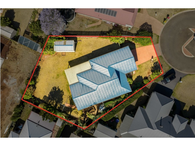 23 Paddington Court, Middle Ridge QLD 4350