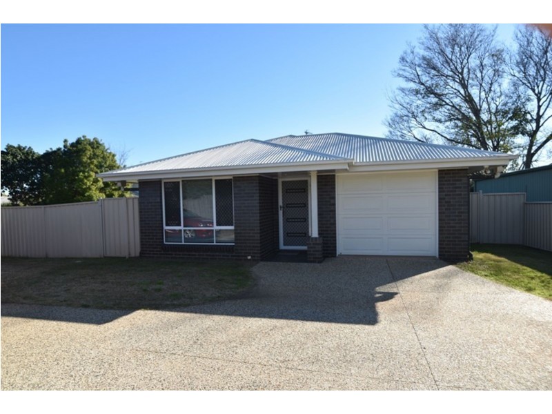 3A Buckland Street, Harristown QLD 4350