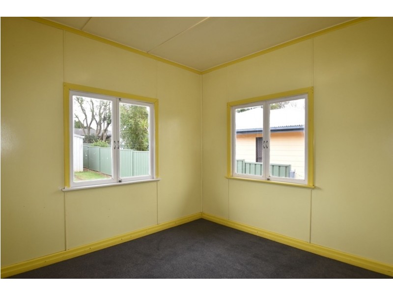 1/127 Ramsay Street, Centenary Heights QLD 4350