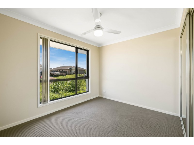 21 Mia Street, Wyreema QLD 4352