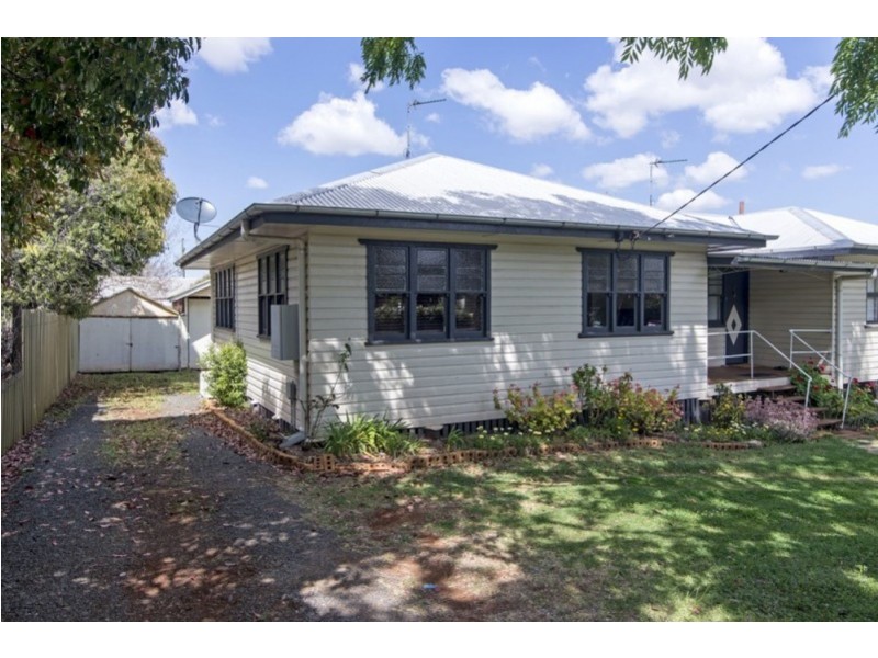 1/16 Boland Street, North Toowoomba QLD 4350