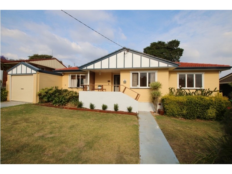 12 Esther Street, Mount Lofty QLD 4350