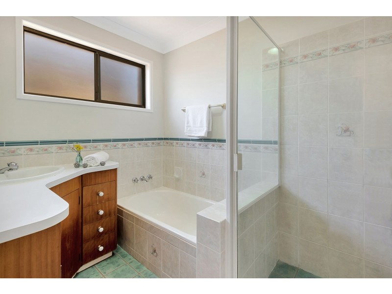 19 Orchid Street, Centenary Heights QLD 4350