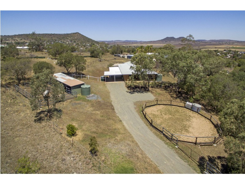 2 King Street, Kingsthorpe QLD 4400