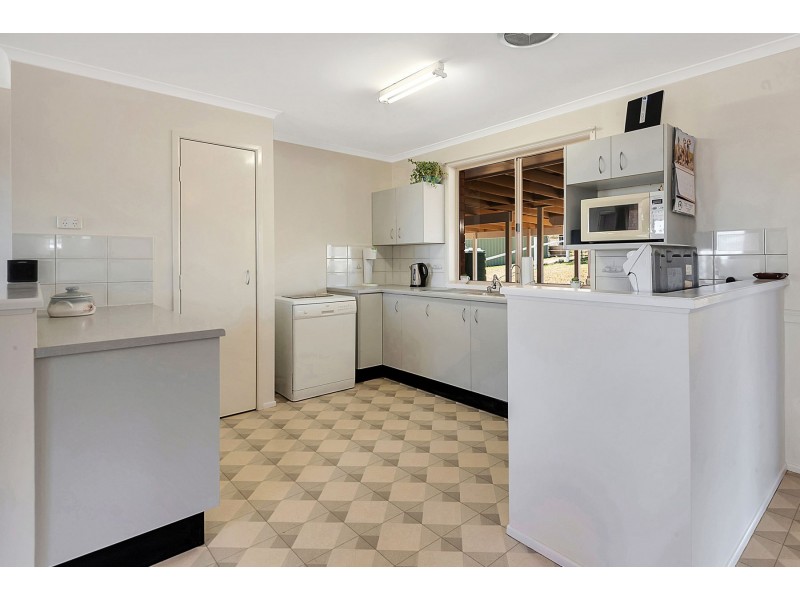 2 King Street, Kingsthorpe QLD 4400