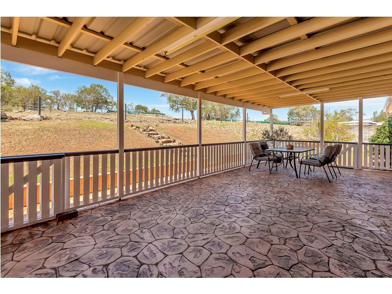 2 King Street, Kingsthorpe QLD 4400