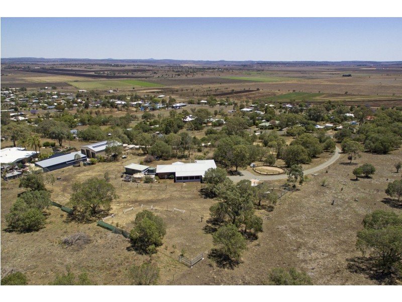 2 King Street, Kingsthorpe QLD 4400