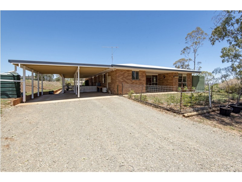 2 King Street, Kingsthorpe QLD 4400