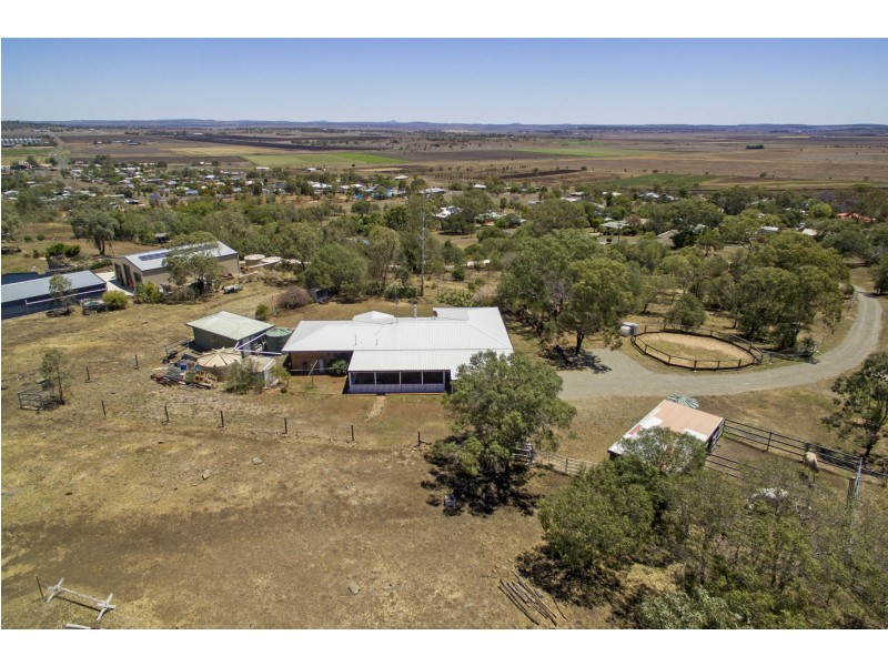 2 King Street, Kingsthorpe QLD 4400