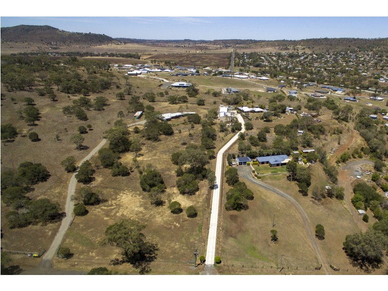 2 King Street, Kingsthorpe QLD 4400