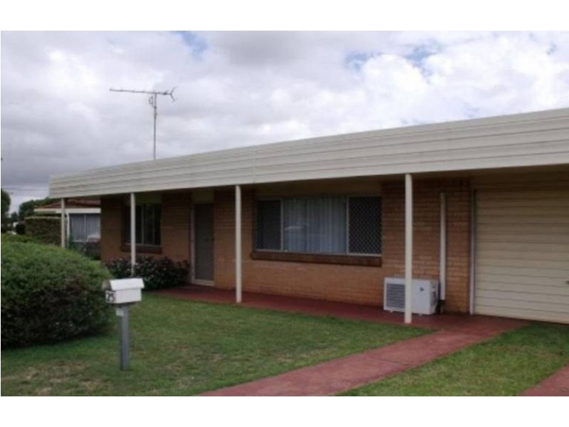 25 Beryl Street, Wilsonton QLD 4350