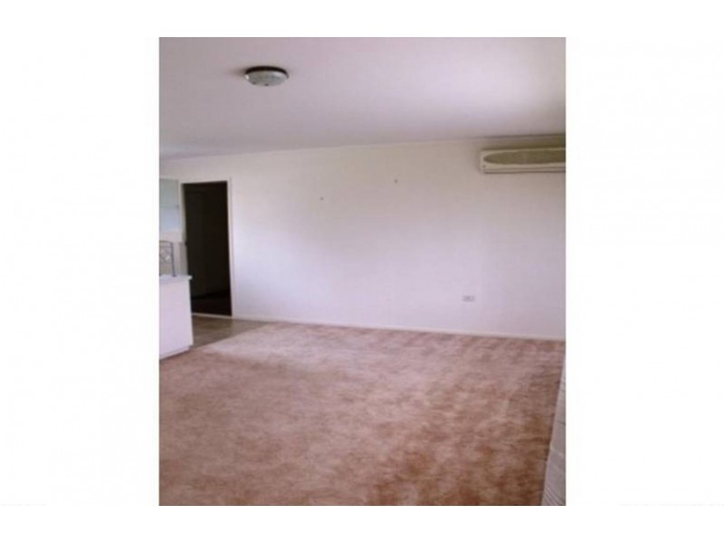 25 Beryl Street, Wilsonton QLD 4350