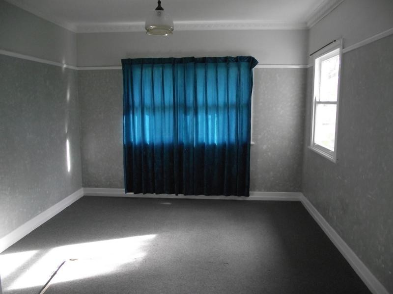 5 Edith Street, Newtown QLD 4350