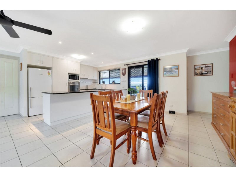 14 Schaefer Court, Westbrook QLD 4350