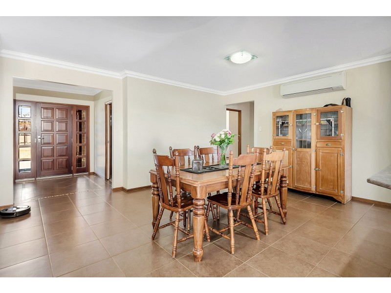 1 Cole Drive, Highfields QLD 4352