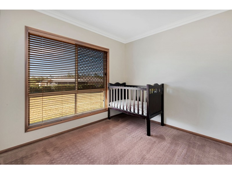 1 Cole Drive, Highfields QLD 4352