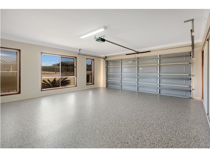 1 Cole Drive, Highfields QLD 4352