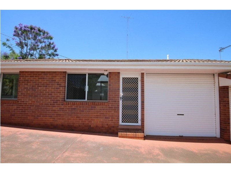 1/3 Hickey Street, East Toowoomba QLD 4350