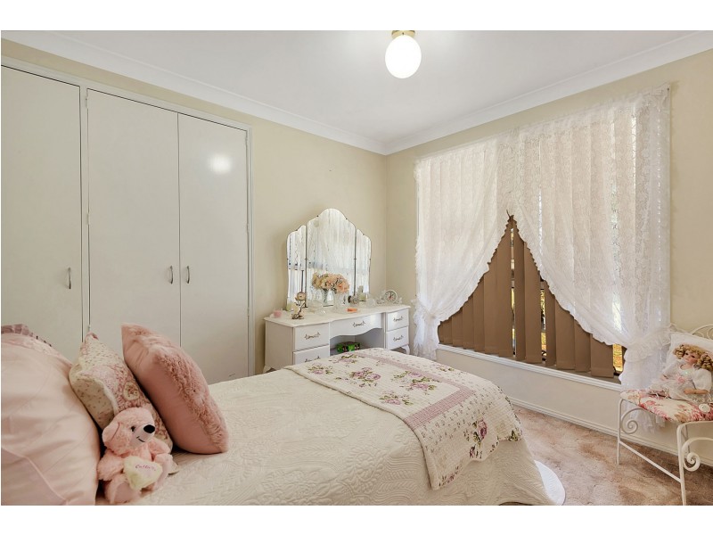 2/4 Araluen Court, Kearneys Spring QLD 4350
