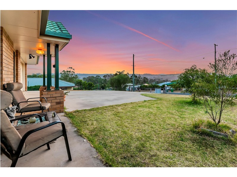 28 Garrett Road, Meringandan QLD 4352