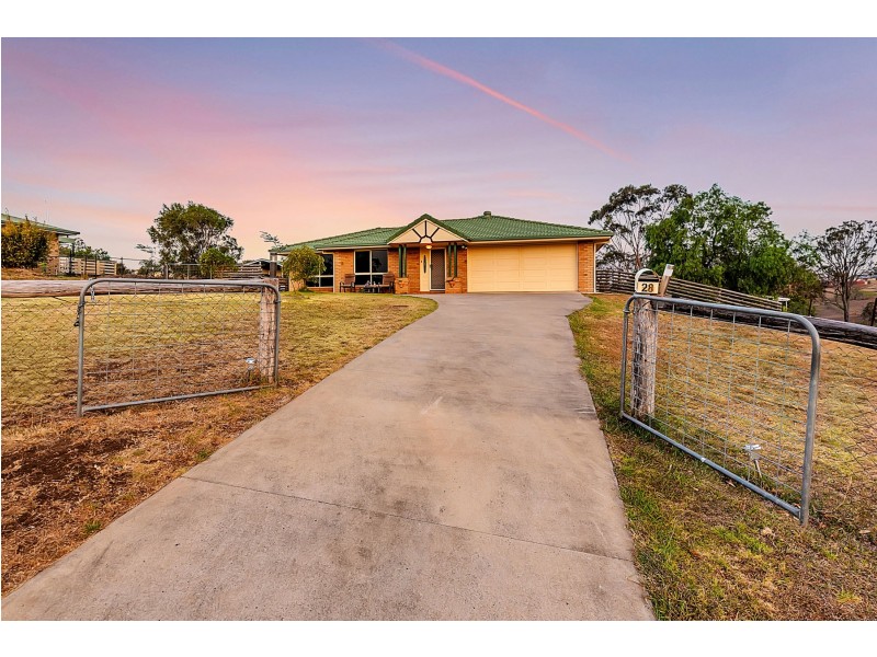 28 Garrett Road, Meringandan QLD 4352