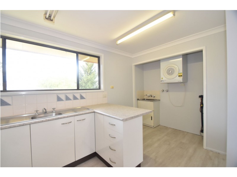 8/40 Vacy Street, Newtown QLD 4350