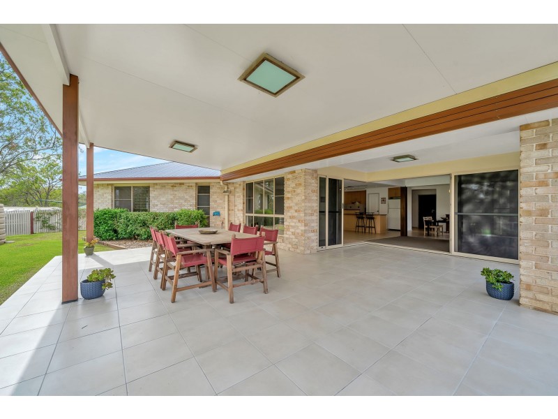 29 Highland Park Road, Meringandan West QLD 4352