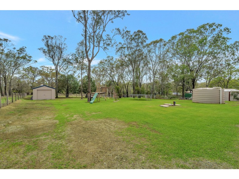 29 Highland Park Road, Meringandan West QLD 4352