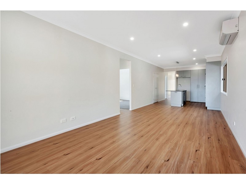 17 Weetwood Street, Newtown QLD 4350