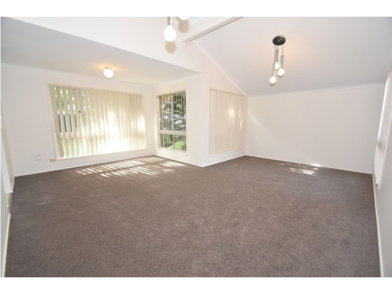 293 Mackenzie Street, Centenary Heights QLD 4350