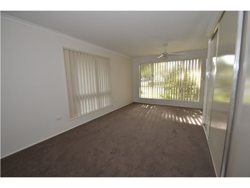 293 Mackenzie Street, Centenary Heights QLD 4350