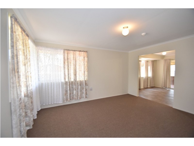 68 Wine Drive, Wilsonton Heights QLD 4350