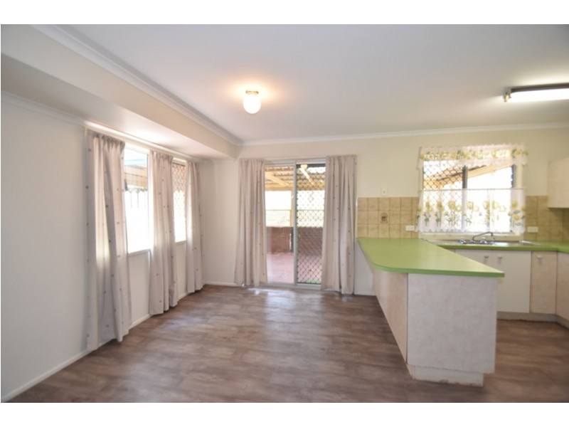 68 Wine Drive, Wilsonton Heights QLD 4350